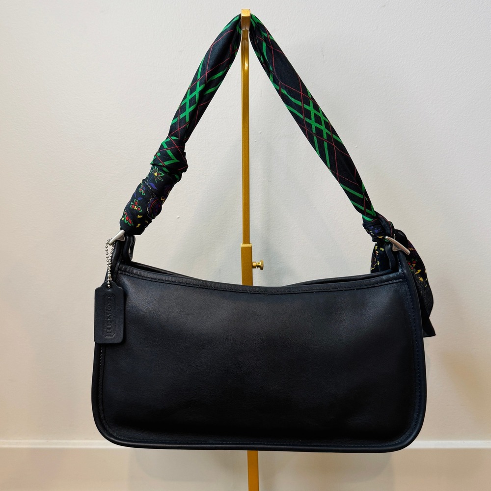 Vintage Coach 9071 Black Leather Baguette Shoulder Bag Scarf Should Strap *READ